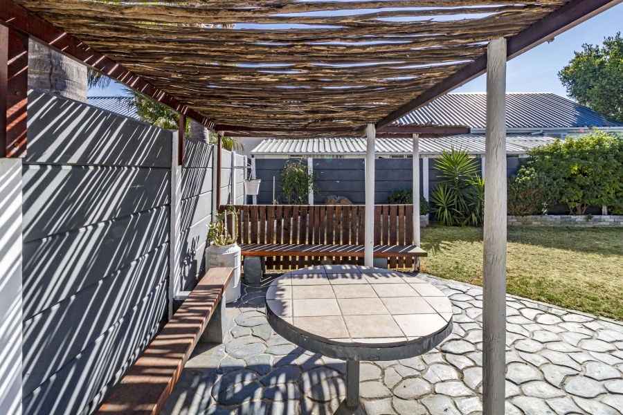 3 Bedroom Property for Sale in Bay Park Western Cape